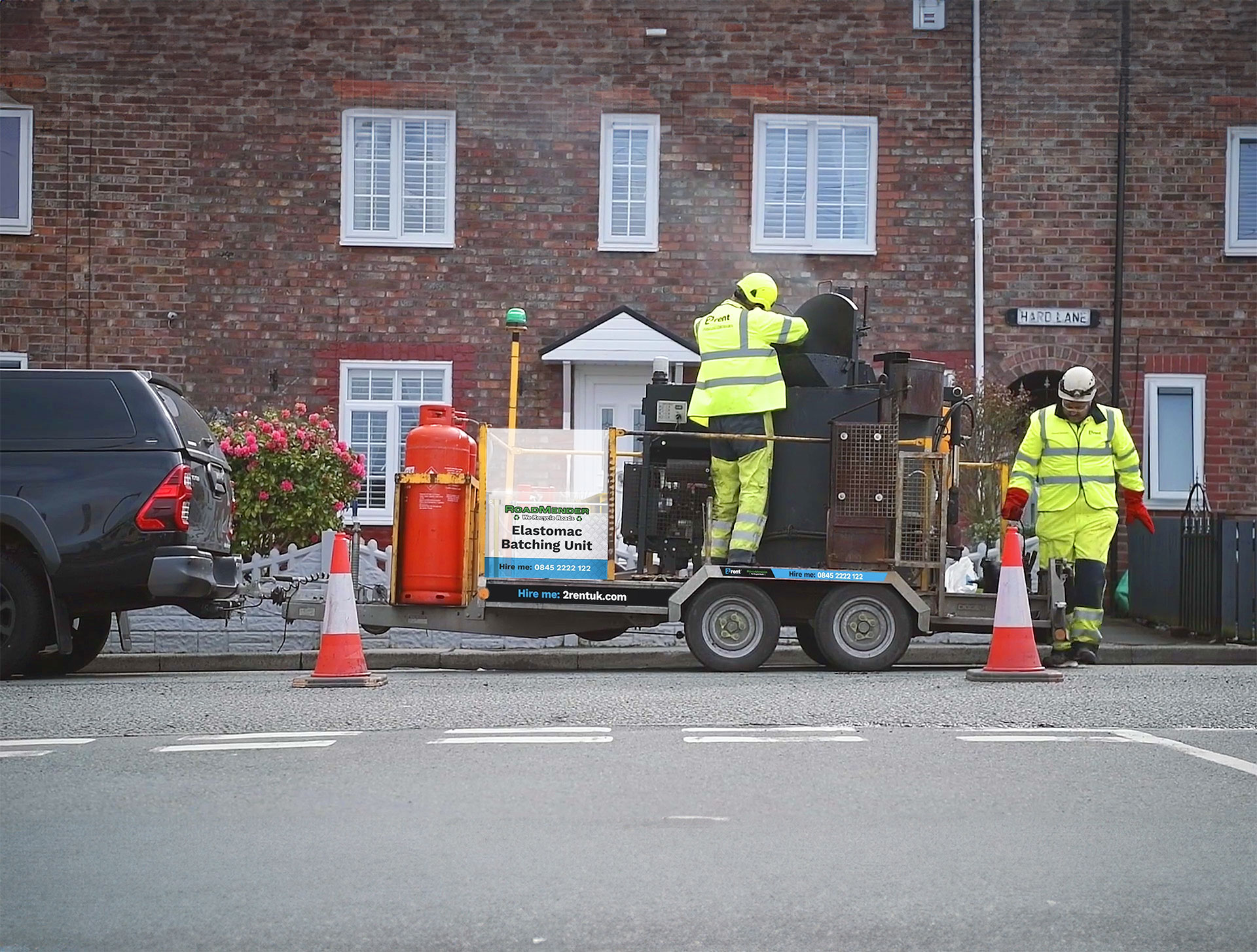 road-repair-machine-1 road-repair-machine-1