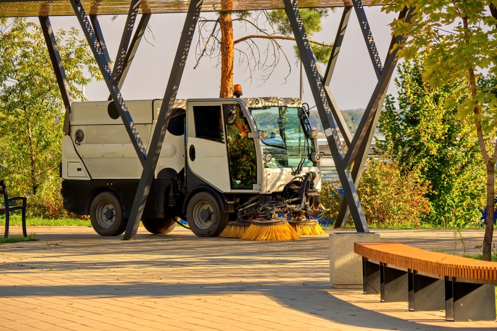 Machine,For,Sweeping,Roads.,Street,Cleaning,Vehicle.,Machine,With,Yellow